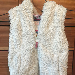 Mini Boden White Fuzzy Hooded Vest 7-8